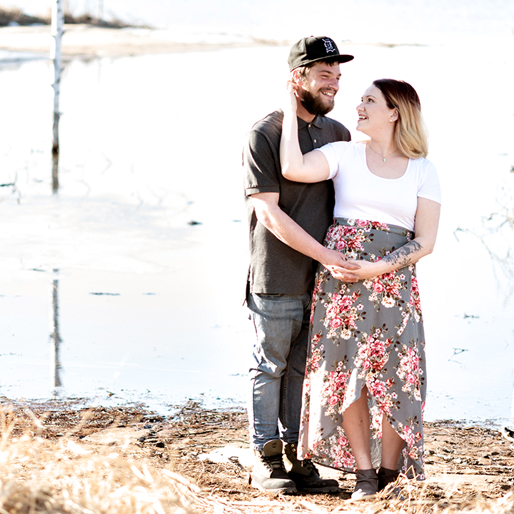 Engagement-Session-at-Tawas-Point-Tawas