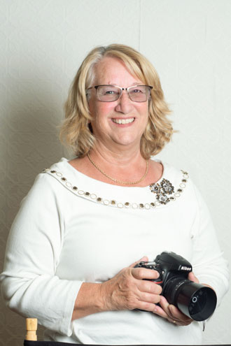 linda-decolumna - owner-of-portraits-by-linda
